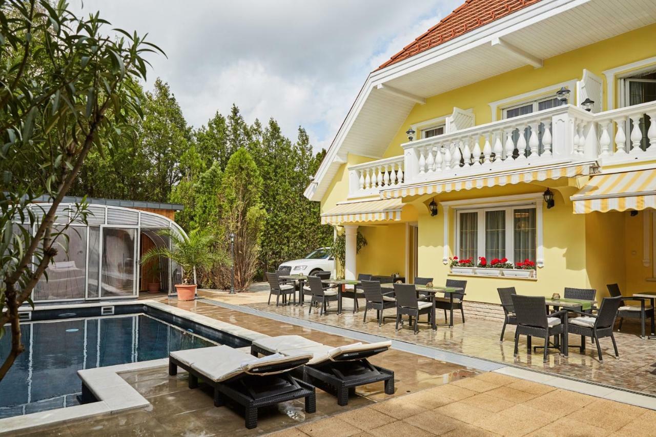 Gold House Pension Balatonfüred Exteriér fotografie